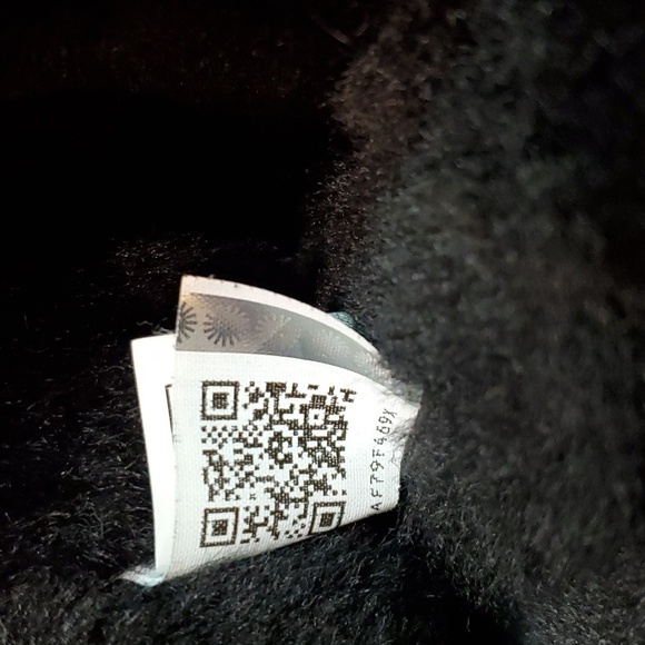 Ugg Australia Women 1962Y Tall Bailey Button Triplet Sheepskin shoes boots sz 6 - Picture 14 of 15